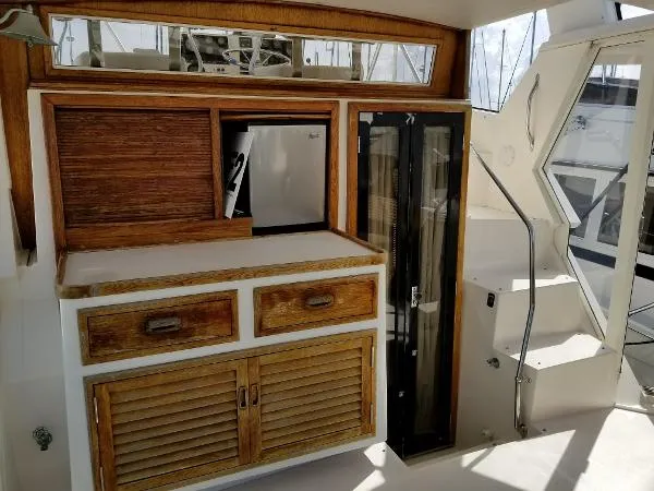 Slide: The Image of Viking 44 Motor Yacht 1990 - 8