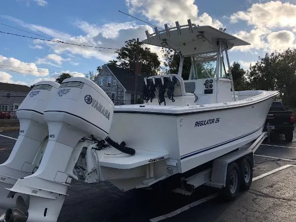 Slide: The Image of Regulator Marine 26 Center Console 1998 - 7