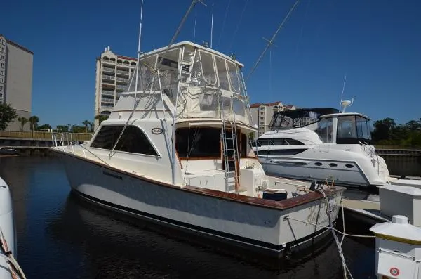 Slide: The Image of Ocean Yachts Super Sport 1983 - 1