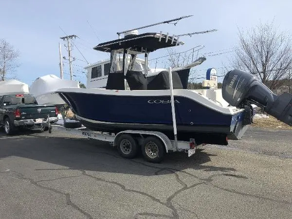 Slide: The Image of Cobia 237 Center Console 2009 - 5