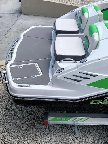 Slide: The Image of Chaparral 2430 VRX 2018 - 10