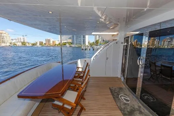 Slide: The Image of Hatteras Motor Yacht 2013 - 3
