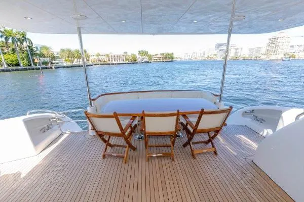 Slide: The Image of Hatteras Motor Yacht 2013 - 4