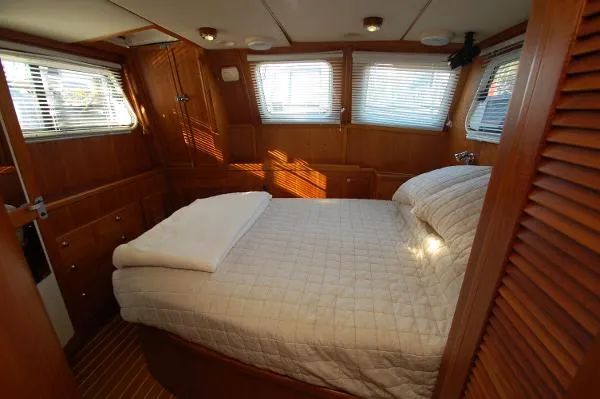 Slide: The Image of Pacific Seacraft Fast Trawler - American Built! 2003 - 11