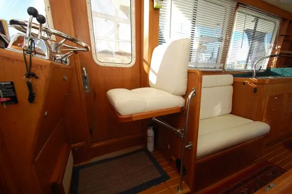 Slide: The Image of Pacific Seacraft Fast Trawler - American Built! 2003 - 7