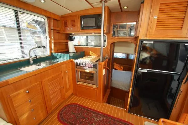 Slide: The Image of Pacific Seacraft Fast Trawler - American Built! 2003 - 9
