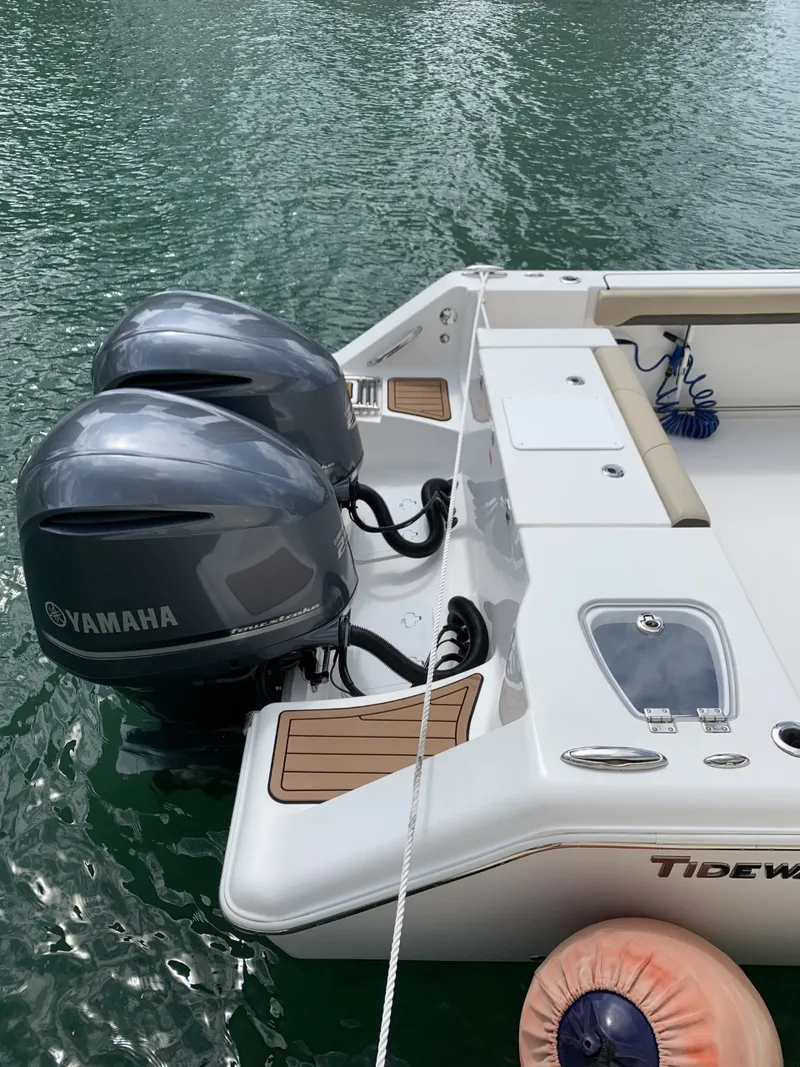 Slide: The Image of Tidewater 280 CC Adventure Custom 2018 - 3