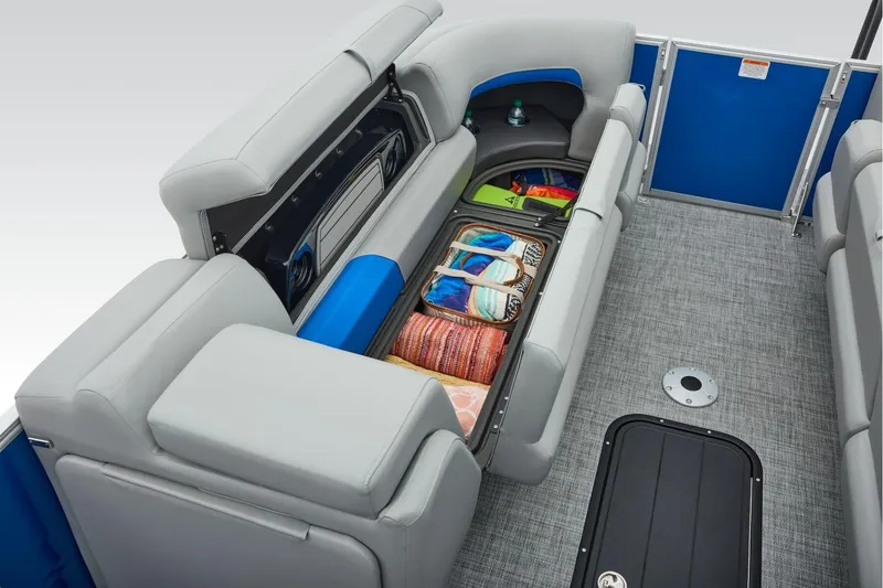 Slide: The Image of Sun Tracker Party Barge 24 XP3 2026 - 20