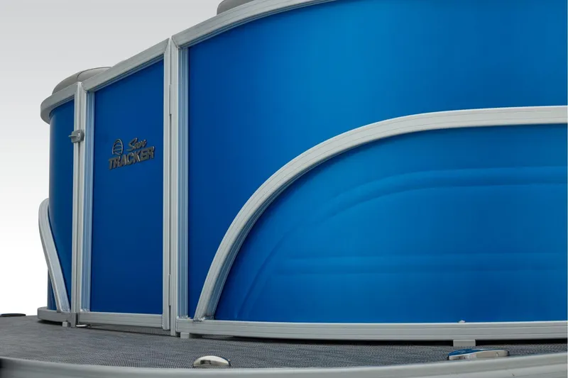 Slide: The Image of Sun Tracker Party Barge 24 XP3 2026 - 65