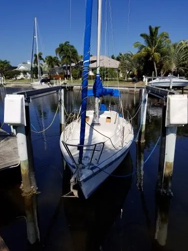 Slide: The Image of Helms 27 sloop 1983 - 1