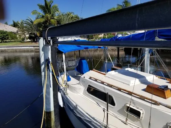 Slide: The Image of Helms 27 sloop 1983 - 3