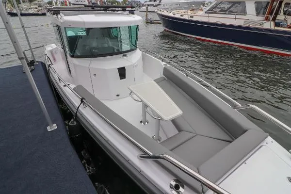 Slide: The Image of Axopar 28 Cabin AC 2019 - 3