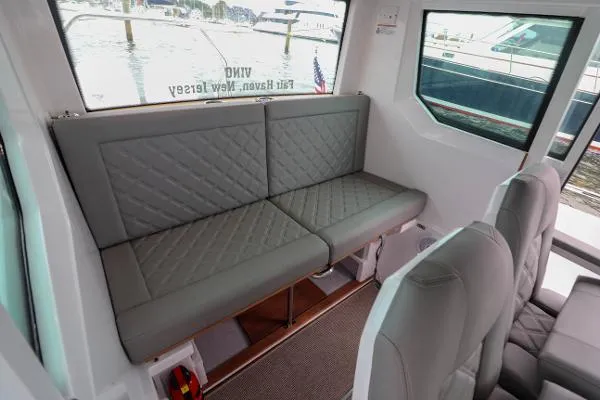 Slide: The Image of Axopar 28 Cabin AC 2019 - 6