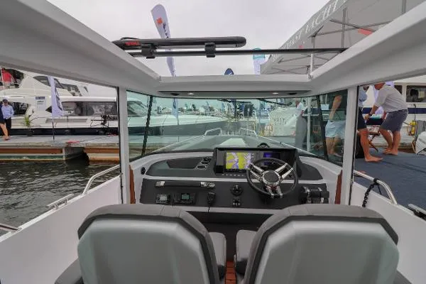 Slide: The Image of Axopar 28 Cabin AC 2019 - 7