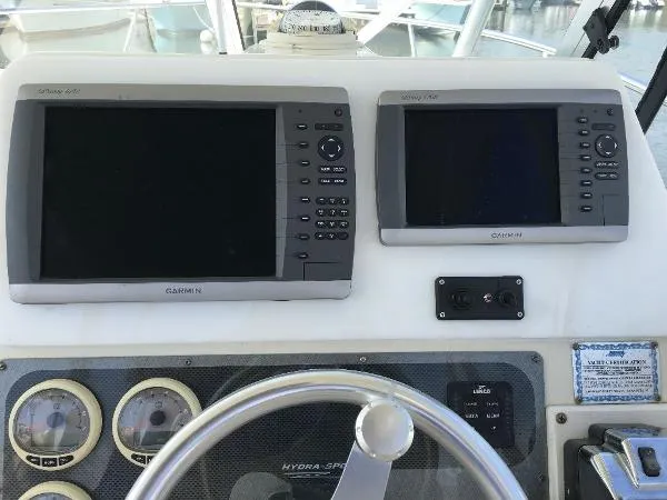 Slide: The Image of Hydra-Sports Vector 2800 WA w/ trailer 2004 - 8