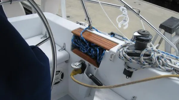 Slide: The Image of Hunter 34 Sloop 1983 - 5