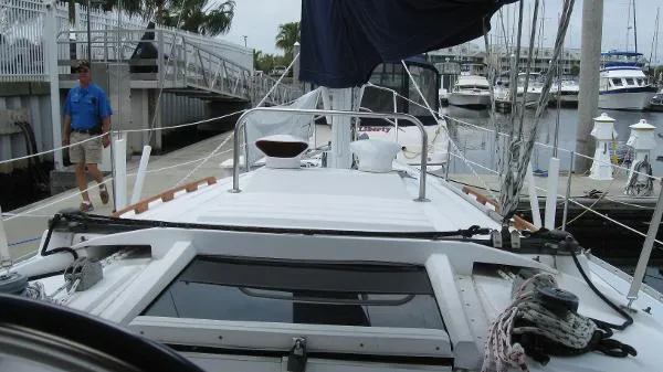 Slide: The Image of Hunter 34 Sloop 1983 - 8
