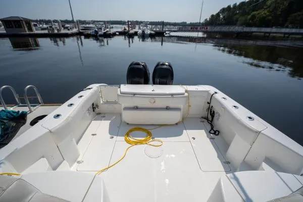 Slide: The Image of Fountain 33 Sportfish Cruiser 2009 - 8