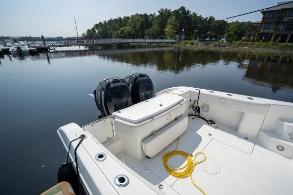 Slide: The Image of Fountain 33 Sportfish Cruiser 2009 - 9