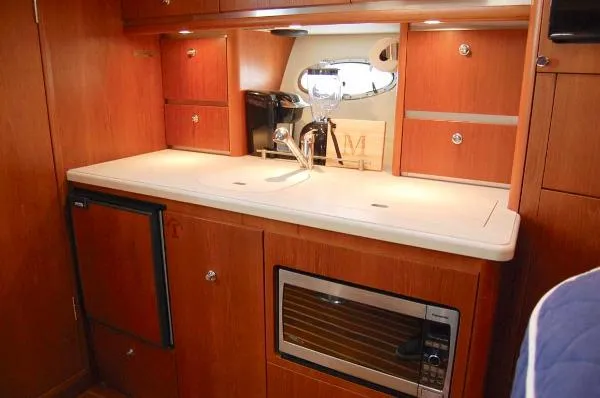 Slide: The Image of Tiara 3200 Open 2005 - 7