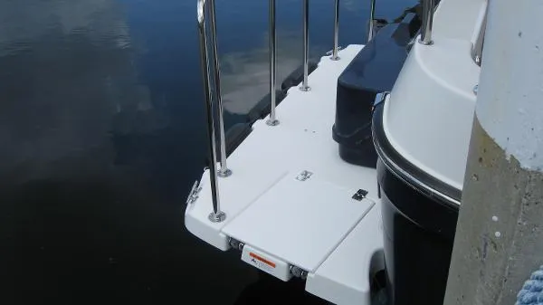 Slide: The Image of Ranger Tug R-27 2015 - 4