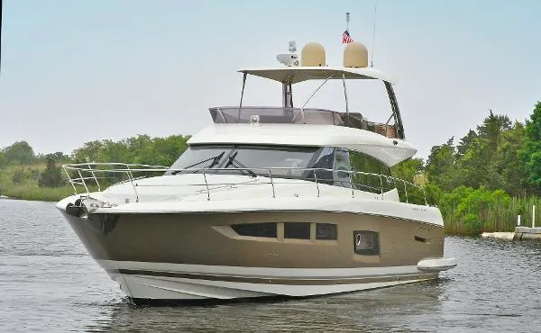 Slide: The Image of Prestige 550 Flybridge 2016 - 4