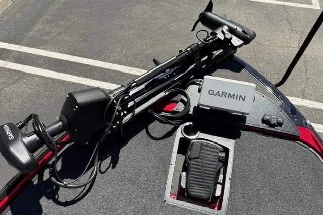 Slide: The Image of 2026 Nitro Z20 XL Pro boat with Garmin equipment on deck. - 8