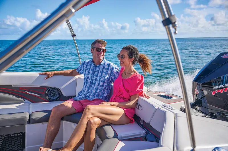 Slide: The Image of Tahoe 210 S 2026 - 77