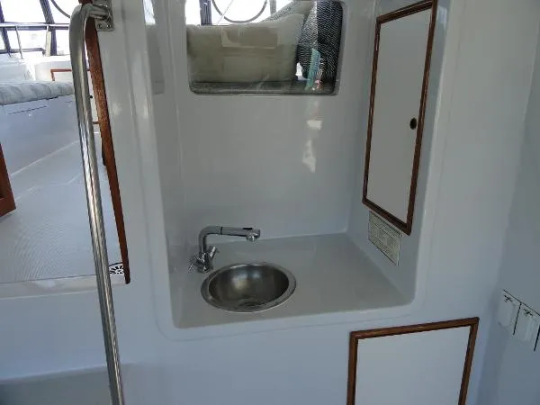 Slide: The Image of CHB 42 Sundeck Trawler 1986 - 9