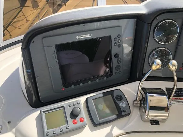 Slide: The Image of Sea Ray 44 Sedan Bridge 2008 - 10