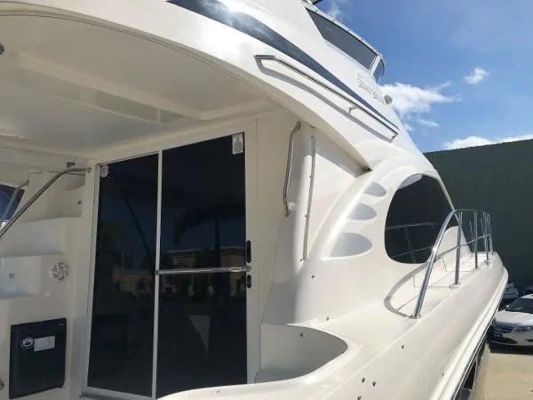 Slide: The Image of Sea Ray 44 Sedan Bridge 2008 - 5