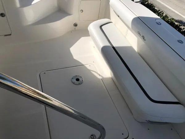 Slide: The Image of Sea Ray 44 Sedan Bridge 2008 - 8