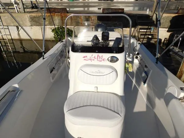 Slide: The Image of NauticStar 1900XS 2014 - 10