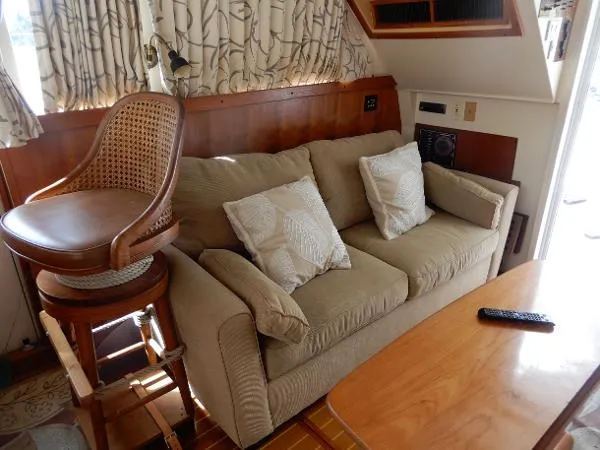 Slide: The Image of Mainship 390 Trawler 2001 - 5