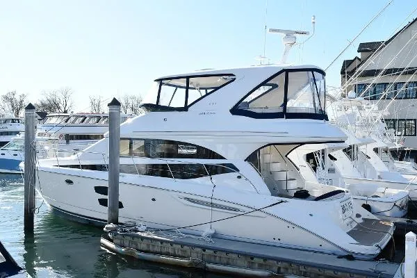 Slide: The Image of Meridian 441 Sedan 2012 - 0