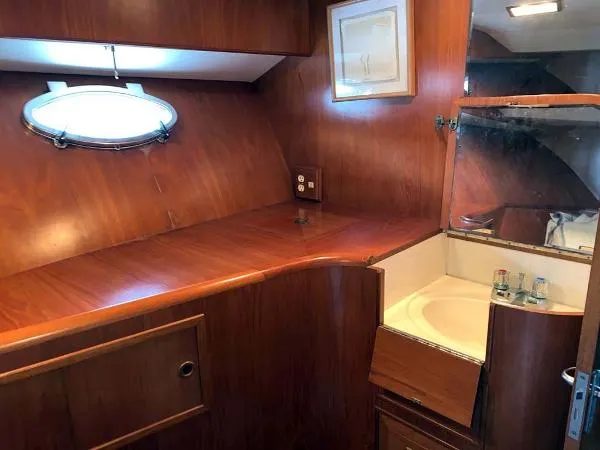 Slide: The Image of Ocean Alexander 42 Motor Yacht 1989 - 6