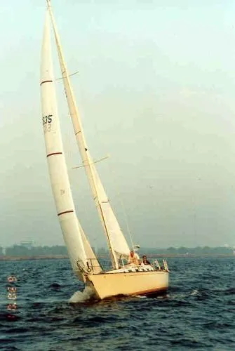 Slide: The Image of C&C 35 MK III 1988 - 6