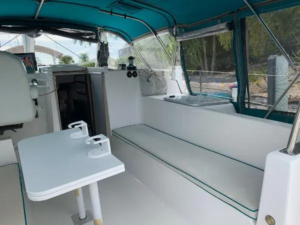Slide: The Image of Endeavour Catamaran Corp 36 Endeavour Cat 2000 - 6