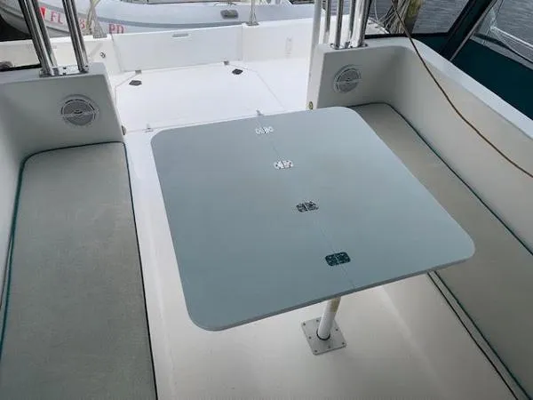 Slide: The Image of Endeavour Catamaran Corp 36 Endeavour Cat 2000 - 7