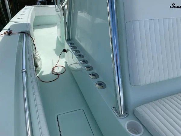 Slide: The Image of Sea Hunter 35CC 2008 - 5