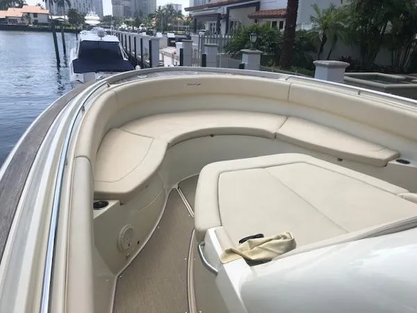 Slide: The Image of Chris-Craft Catalina 34 2018 - 6