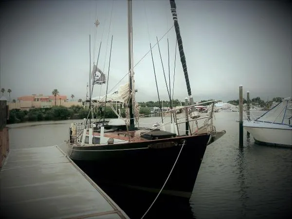 Slide: The Image of C&L 36 Sloop 1977 - 2