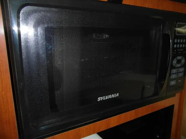 Slide: The Image of Sea Ray 240 Sundancer 2007 - 5