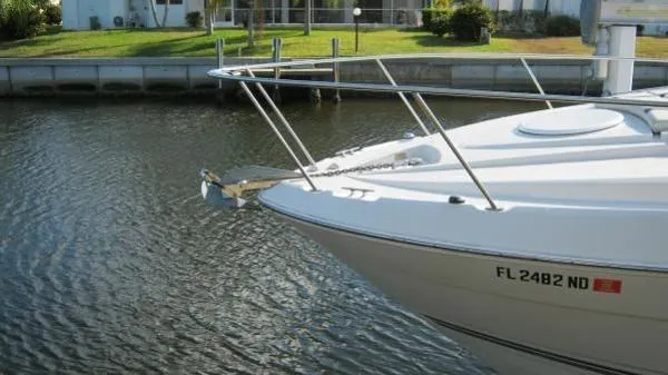 Slide: The Image of Monterey 290 Cruiser 2006 - 3