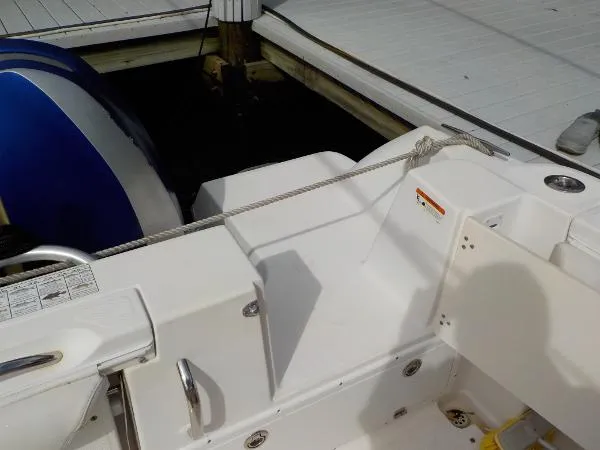 Slide: The Image of Wellcraft 290 Coastal 2005 - 9