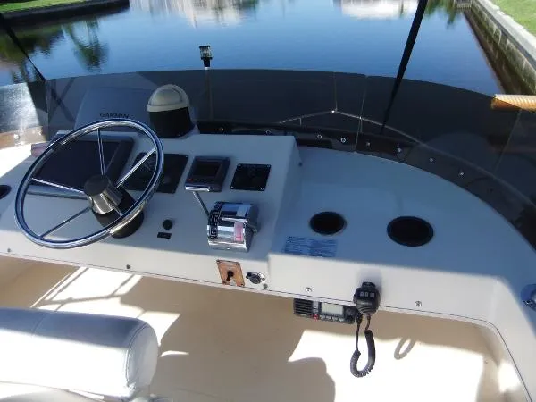 Slide: The Image of Camano 31 Trawler 1997 - 9
