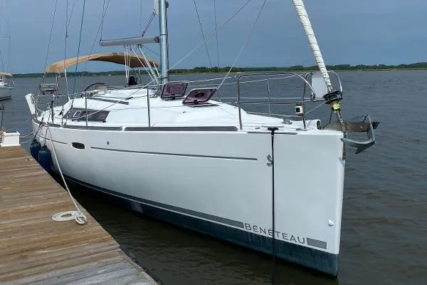 Slide: The Image of Beneteau Oceanis 37 2008 - 0