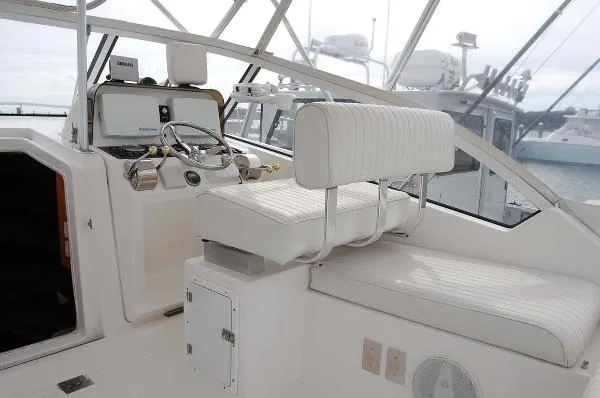 Slide: The Image of Luhrs 30 Open 2003 - 11