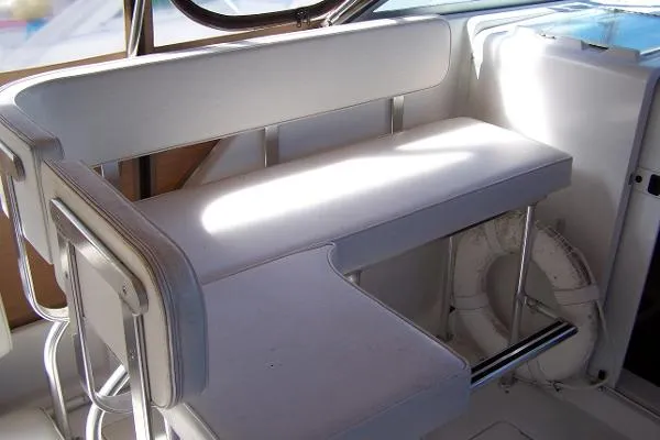 Slide: The Image of Mainship Pilot 30 1999 - 11