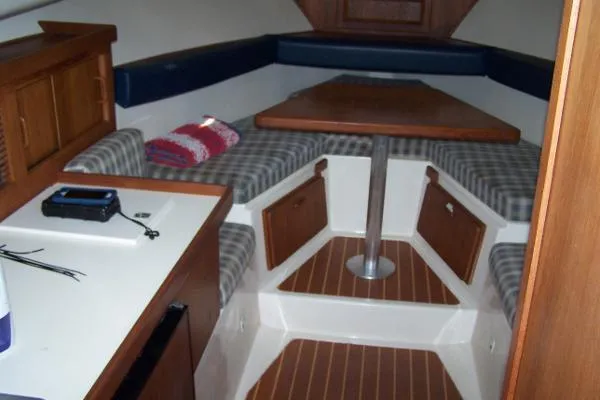 Slide: The Image of Mainship Pilot 30 1999 - 5